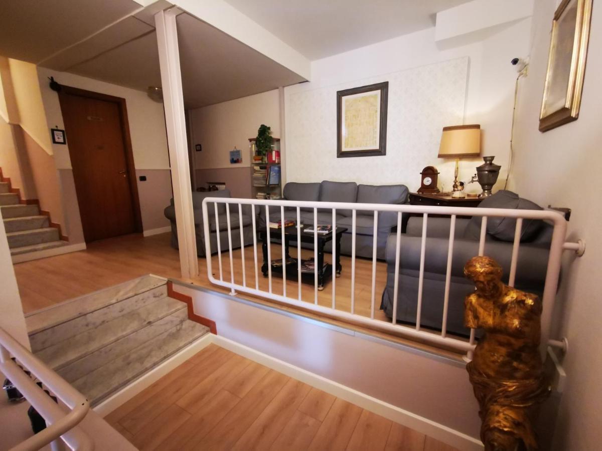 Hotel Balcony Florenz Exterior foto