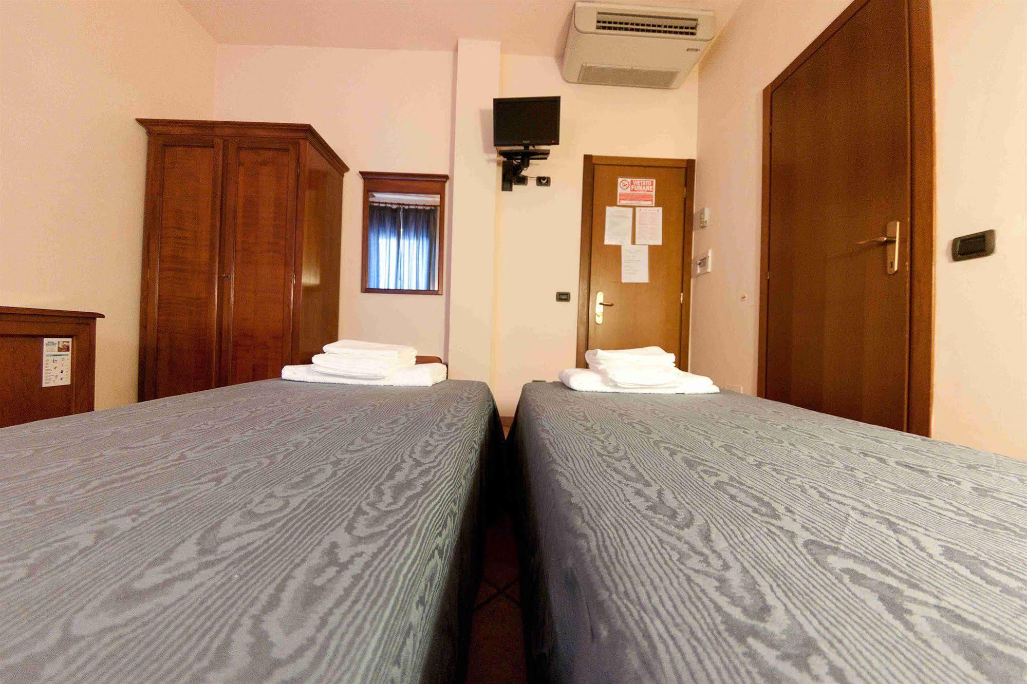Hotel Balcony Florenz Exterior foto